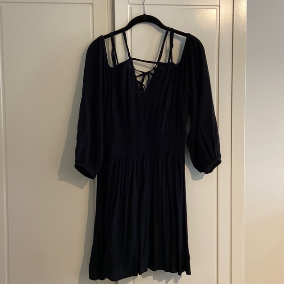 Old Navy Waist-Defined Cold-Shoulder Cutout
Smocked Mini Dress - Picture 2 of 6